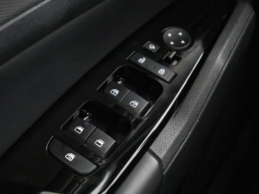 Kia Sportage 1.6 T-GDi Plug-in Hybrid AWD DynamicPlusLine | Stoelverwarming | Adaptive cruise | Matrix LED | 1... ActivLease financial lease