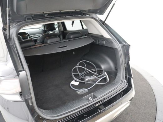 Kia Sportage 1.6 T-GDi Plug-in Hybrid AWD DynamicPlusLine | Stoelverwarming | Adaptive cruise | Matrix LED | 1... ActivLease financial lease