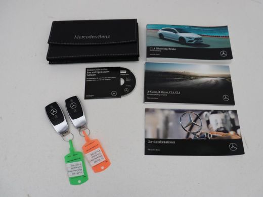 Mercedes-Benz CLA Shooting Brake 250e AMG | Adaptive cruise | Stoelverwarming | Carplay | Widescreen | Leder/Alcant... ActivLease financial lease