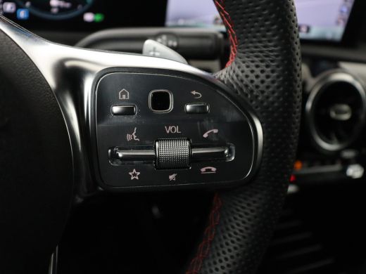 Mercedes-Benz CLA Shooting Brake 250e AMG | Adaptive cruise | Stoelverwarming | Carplay | Widescreen | Leder/Alcant... ActivLease financial lease