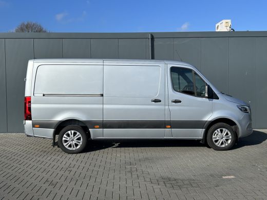 Mercedes-Benz Sprinter 317 CDI AUTOMAAT FACELIFT SELECT / L2H1 / BPM VRIJ! / 3.5T TREKHAAK / LED / BLINDSPOT / CAMERA / ... ActivLease financial lease