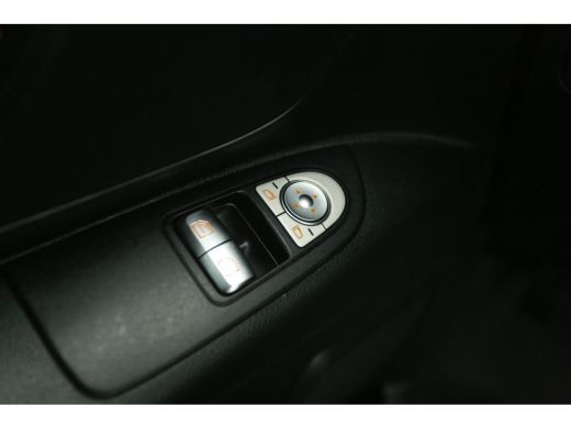 Mercedes-Benz Vito 116 CDI Lang | 164PK | Aut. | Airco | Cruise | Camera | 3 Zits | Trekhaak | Navi | Stoelverw. ActivLease financial lease