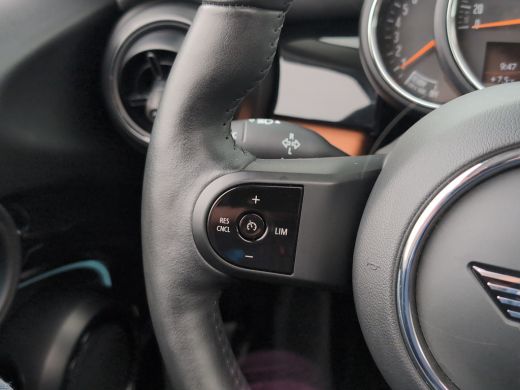 Mini 5-Deurs 1.5 Camden Edition | Panoramadak | Leder | Camera | Cruise Control | Airco (automatisch) | Apple ... ActivLease financial lease