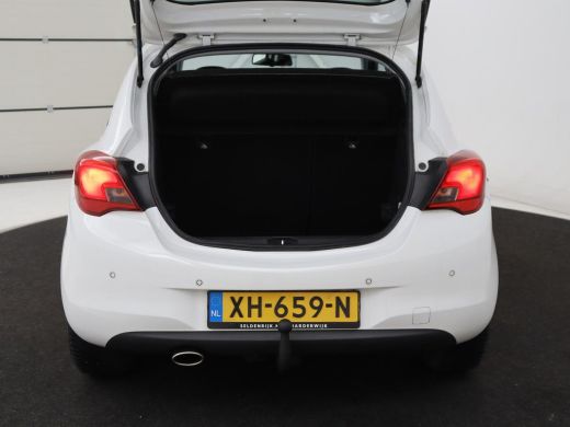 Opel Corsa 1.4 Black Edition | 1e eigenaar | Trekhaak | Carplay | Airco | Cruise control | Parkeerhulp | Nav... ActivLease financial lease