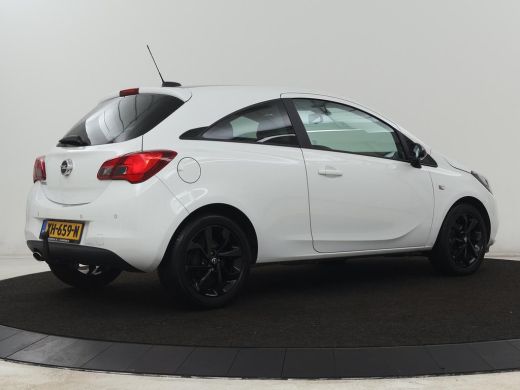 Opel Corsa 1.4 Black Edition | 1e eigenaar | Trekhaak | Carplay | Airco | Cruise control | Parkeerhulp | Nav... ActivLease financial lease