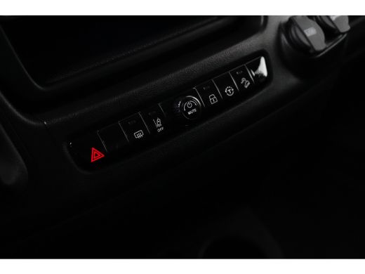 Opel Movano 2.2D L2H2 140PK 3.5t Automaat BPM vrij | Cruise control | Climate control | Achteruitrijcamera | ... ActivLease financial lease