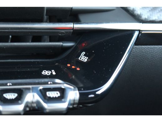 Peugeot 2008 1.2 130PK Allure pack | Adap. Cruise C. | 360 Camera | St. Verwarming | PDC V&A | BLIS | Climate ... ActivLease financial lease