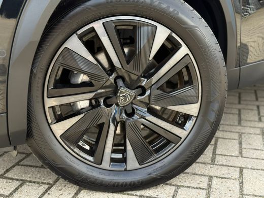 Peugeot 2008 Hybrid 136pk GT 360 camera | Keyless entry | Adeptieve cruise control | Dode hoek detectie | Led ... ActivLease financial lease