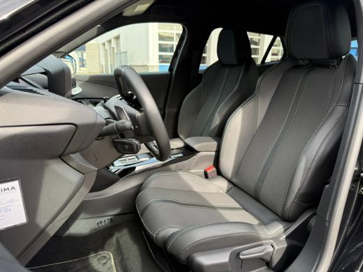 Peugeot 2008 Hybrid 136pk GT 360 camera | Keyless entry | Adeptieve cruise control | Dode hoek detectie | Led ... ActivLease financial lease