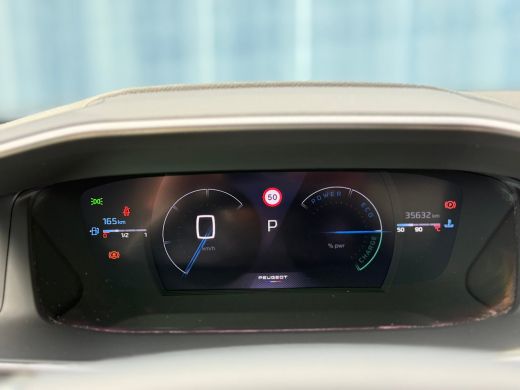 Peugeot 2008 Hybrid 136pk GT 360 camera | Keyless entry | Adeptieve cruise control | Dode hoek detectie | Led ... ActivLease financial lease
