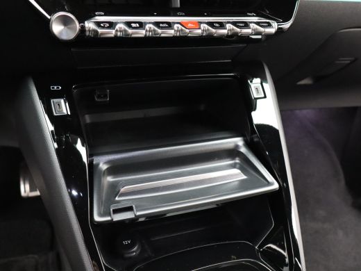 Peugeot 208 Hybrid 100 e-DCS6 GT | Achterbank in delen neerklapbaar | Achterruitverwarming | Achteruitrijcamera ActivLease financial lease
