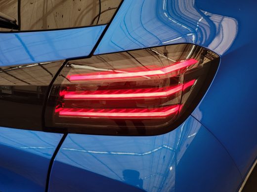 Peugeot 208 Hybrid 110 e-DCS6 GT | Achteruitrijcamera | Apple Carplay/Android Auto|telefoonintegratie premium... ActivLease financial lease