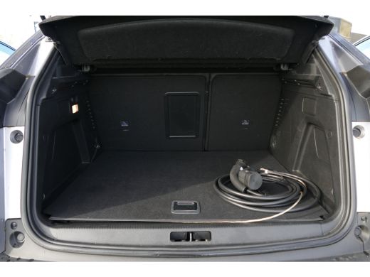 Peugeot 3008 1.6 plug-in Hybrid 180 Allure Camera | 19" Lichtmetaal | Digitaal Dashboard | Carplay | Parkeerse... ActivLease financial lease