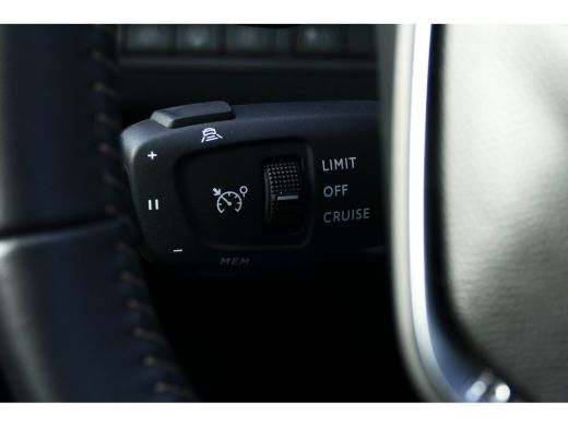 Peugeot 3008 1.6 plug-in Hybrid 180 Allure Camera | 19" Lichtmetaal | Digitaal Dashboard | Carplay | Parkeerse... ActivLease financial lease