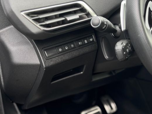 Peugeot 3008 Hybrid 225 GT Automaat | Schuif, kanteldak | Adeptieve cruise control | Standkachel | Parkeersens... ActivLease financial lease