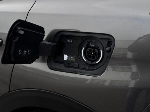 Peugeot 3008 Hybrid 225 GT Automaat | Schuif, kanteldak | Adeptieve cruise control | Standkachel | Parkeersens... ActivLease financial lease