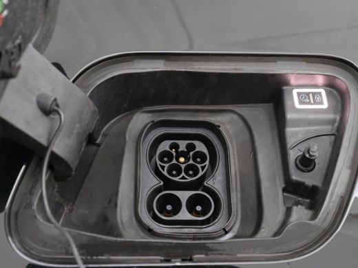 Peugeot e-2008 EV Allure 50 kWh | SOH 91% | 3 Fase | Half leder | Carplay | Camera | Full LED | Navigatie | Clim... ActivLease financial lease