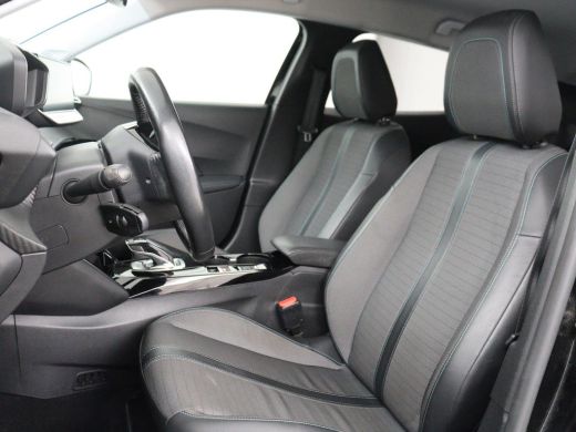 Peugeot e-2008 EV Allure 50 kWh | SOH 91% | 3 Fase | Half leder | Carplay | Camera | Full LED | Navigatie | Clim... ActivLease financial lease