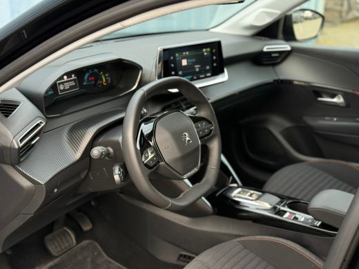 Peugeot e-208 EV Active 50 kWh Cruise control | Airco | Keyless start | Apple Carplay/ Android auto ActivLease financial lease