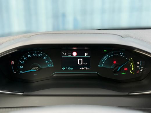 Peugeot e-208 EV Active 50 kWh Cruise control | Airco | Keyless start | Apple Carplay/ Android auto ActivLease financial lease