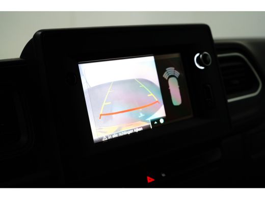 Renault Master T35 2.3 dCi 150 L2H2 AUTOMAAT ActivLease financial lease