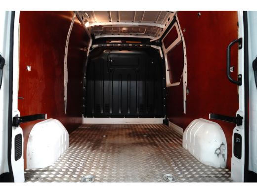 Renault Master T35 2.3 dCi 150 L2H2 AUTOMAAT ActivLease financial lease