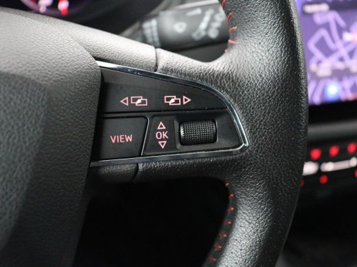 Seat Arona 1.0 TSI FR Intens Plus | Stoelverwarming | Leder/Alcantara | Adaptive cruise | Camera | Virtual C... ActivLease financial lease