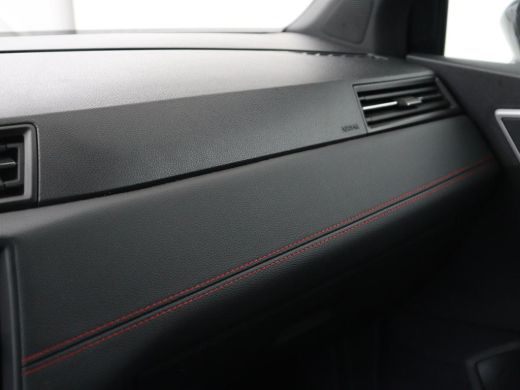 Seat Arona 1.0 TSI FR Intens Plus | Stoelverwarming | Leder/Alcantara | Adaptive cruise | Camera | Virtual C... ActivLease financial lease