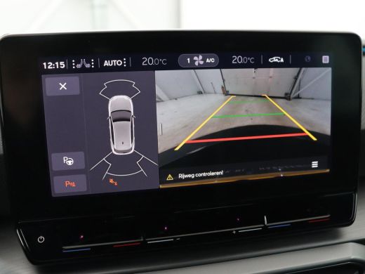 Seat Leon 1.5 eTSI FR Launch Edition | Stoelverwarming | Adaptive cruise | Carplay | Camera | Beats Pack | ... ActivLease financial lease