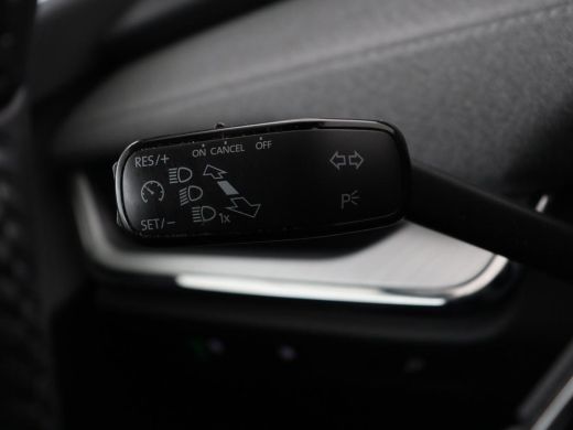 Skoda Enyaq iV 60 | Trekhaak | Carplay | Camera | Half leder | Navigatie | Parkeerhulp | Sfeerverlichting | Crui... ActivLease financial lease