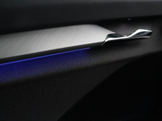 Skoda Enyaq iV 60 | Trekhaak | Carplay | Camera | Half leder | Navigatie | Parkeerhulp | Sfeerverlichting | Crui... ActivLease financial lease