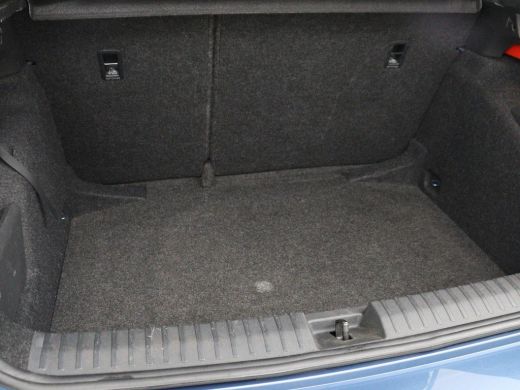 Skoda Kamiq 1.0 TSI Sport | Trekhaak | Sportstoelen | Carplay | Climate control | Parkeerhulp | Cruise contro... ActivLease financial lease