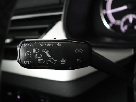 Skoda Kamiq 1.0 TSI Sport | Trekhaak | Sportstoelen | Carplay | Climate control | Parkeerhulp | Cruise contro... ActivLease financial lease