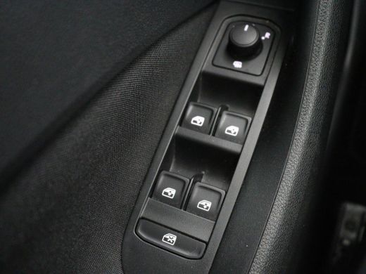 Skoda Kamiq 1.0 TSI Sport | Trekhaak | Sportstoelen | Carplay | Climate control | Parkeerhulp | Cruise contro... ActivLease financial lease