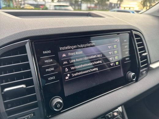 Skoda Karoq 1.5 TSI ACT 150pk | Led | Navi | A-Camera | Winter Pakket | Automaat | ActivLease financial lease