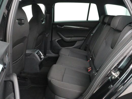 Skoda Octavia 1.4 TSI iV PHEV Sportline | Head-Up | Adaptive Cruise | Carplay | Stoelverwarming | Side Assist |... ActivLease financial lease