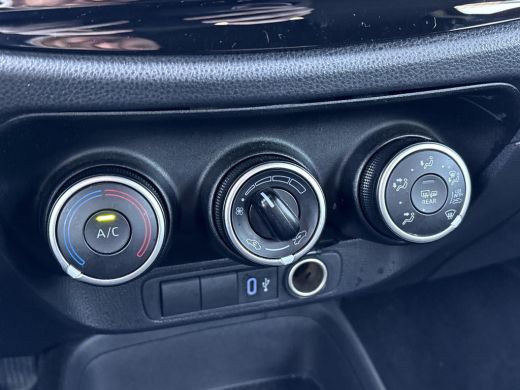 Toyota Aygo 1.0 VVT-i MT Play **ADAPTIEF CRUISE CONTROL/ PARKEERCAMERA/ AIRCO** ActivLease financial lease