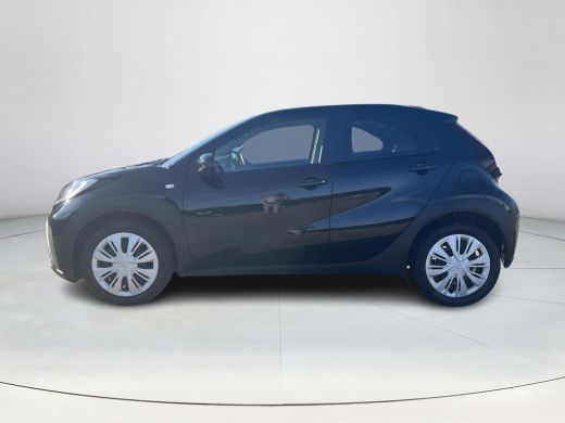 Toyota Aygo 1.0 VVT-i MT Play | Carplay | Airconditioning | Parkeercamera | Adaptive cruise control | ActivLease financial lease