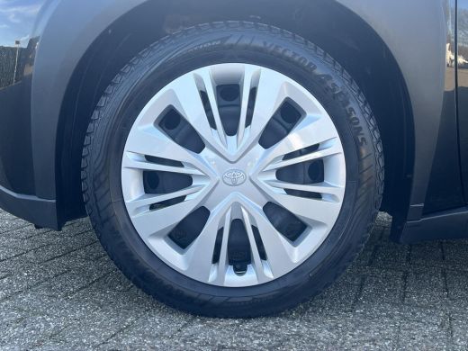 Toyota Aygo 1.0 VVT-i MT Play | Carplay | Airconditioning | Parkeercamera | Adaptive cruise control | ActivLease financial lease