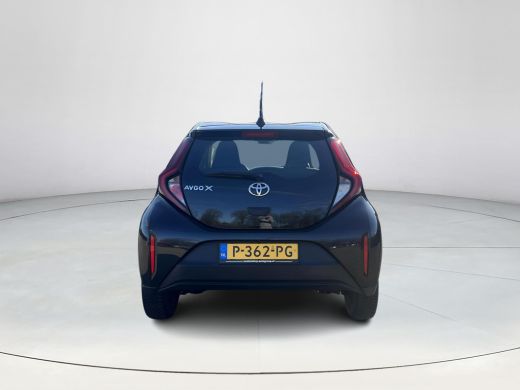 Toyota Aygo 1.0 VVT-i MT Play | Carplay | Airconditioning | Parkeercamera | Adaptive cruise control | ActivLease financial lease