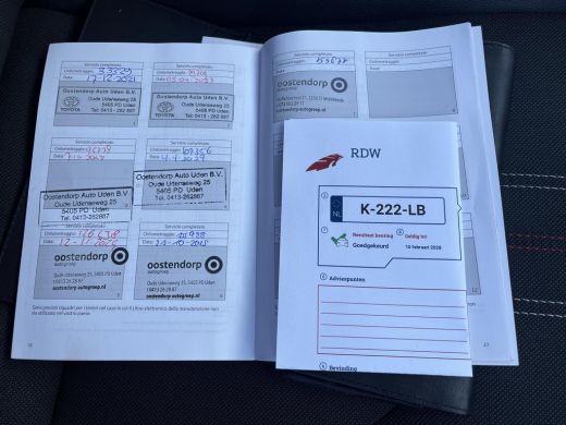 Toyota Corolla Touring Sports 2.0 Hybrid GR-Sport | Carplay | Stoelverwarming | Sportstoelen | Inparkeerhulp | ActivLease financial lease