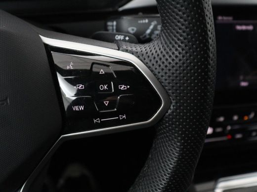 Volkswagen Arteon 1.4 TSI eHybrid R-Line | Panoramadak | Stoelverwarming | LED Plus | Sfeerverlichting | Carplay | ... ActivLease financial lease