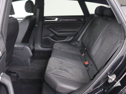 Volkswagen Arteon 1.4 TSI eHybrid R-Line | Panoramadak | Stoelverwarming | LED Plus | Sfeerverlichting | Carplay | ... ActivLease financial lease