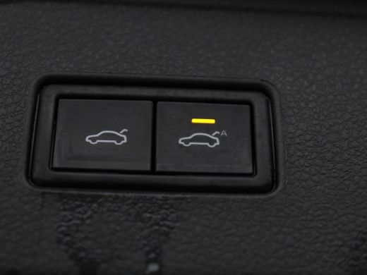 Volkswagen Passat 1.4 TSI PHEV GTE | Trekhaak | Adaptive cruise | Camera | Matrix LED | Keyless | Carplay | Navigat... ActivLease financial lease