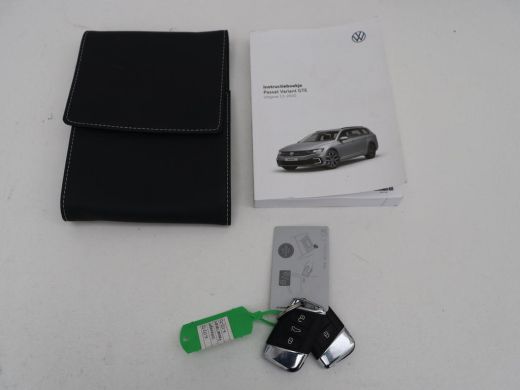 Volkswagen Passat 1.4 TSI PHEV GTE | Trekhaak | Adaptive cruise | Camera | Matrix LED | Keyless | Carplay | Navigat... ActivLease financial lease