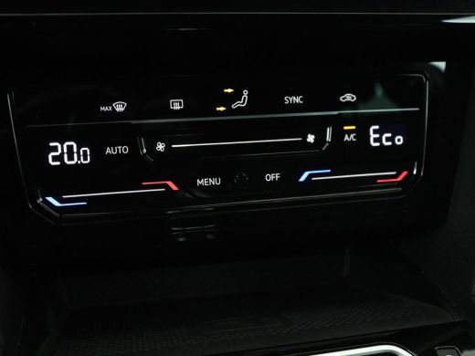 Volkswagen Passat 1.4 TSI PHEV GTE | Trekhaak | Adaptive cruise | Camera | Matrix LED | Keyless | Carplay | Navigat... ActivLease financial lease