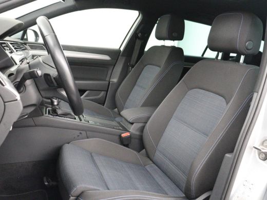 Volkswagen Passat 1.4 TSI PHEV GTE | Trekhaak | Adaptive cruise | Camera | Matrix LED | Keyless | Carplay | Navigat... ActivLease financial lease