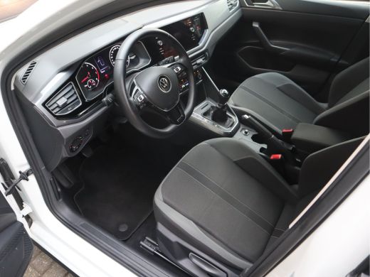 Volkswagen Polo 1.0 TSI Highline Business R Line Navi/Cruise/Pdc/ Carplay BTW auto ActivLease financial lease