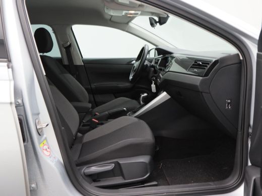 Volkswagen Polo 1.0 TSi Life Automaat | Adaptive Cruise | Virtual Cockpit | Stoelverwarming | 15 Inch | 76.278 Km ActivLease financial lease