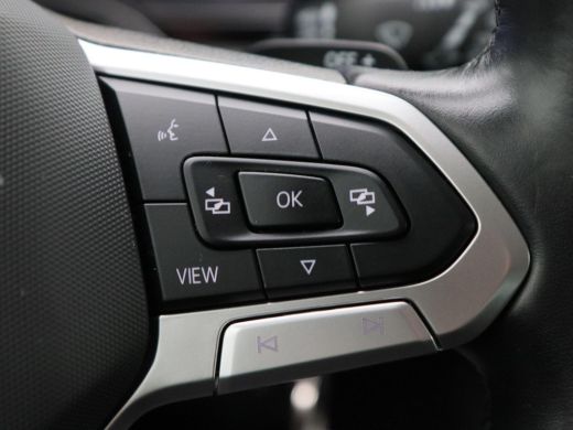 Volkswagen Polo 1.0 TSi Life Automaat | Adaptive Cruise | Virtual Cockpit | Stoelverwarming | 15 Inch | 76.278 Km ActivLease financial lease